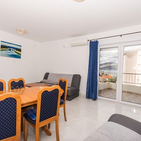 Apartment Horizont Трогир Экстерьер фото