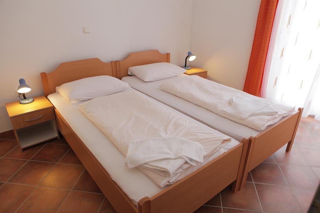 Apartment Horizont Трогир Экстерьер фото