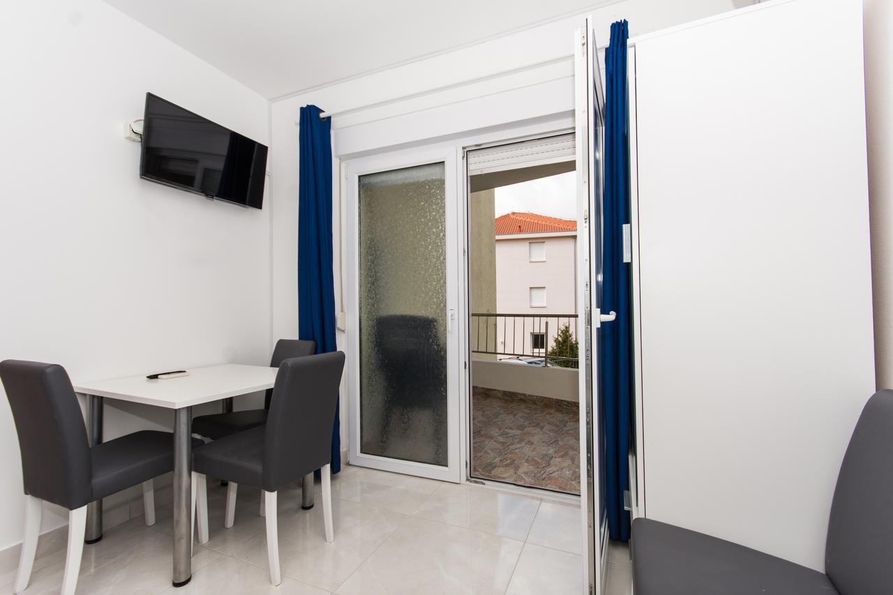 Apartment Horizont Трогир Экстерьер фото